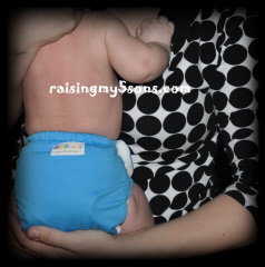 BabyKicks Diaper Review & GIVEAWAY!!!!