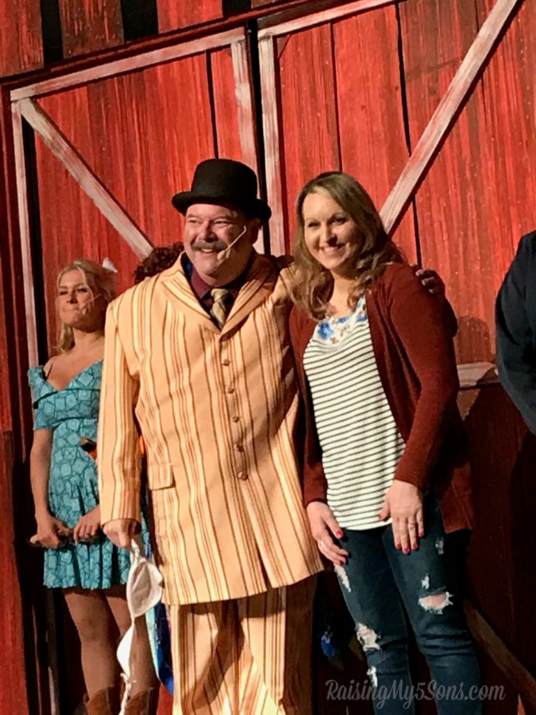 Hatfield & McCoy Dinner Show